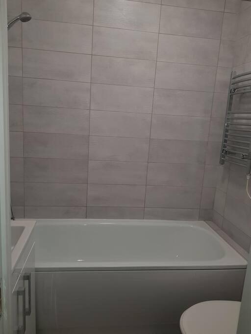 Ardara Town Centre 2 Bed Donegal Town